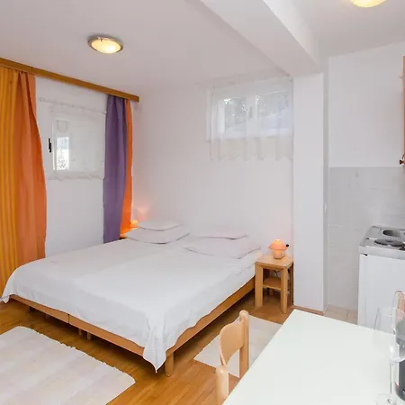 Dorina - * Дубровник